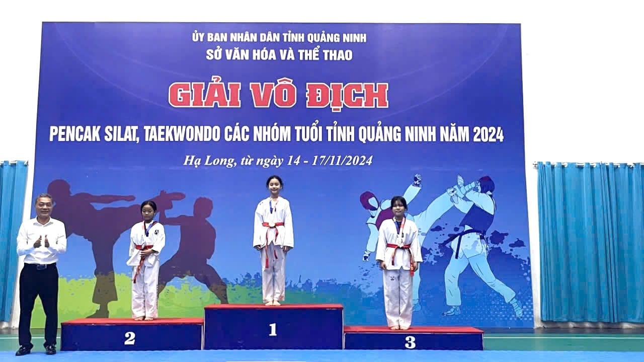 CHÚC MỪNG THÀNH TÍCH ẤN TƯỢNG CỦA CÔ HỌC TRÒ NHỎ TRƯỜNG TIỂU HỌC BÃI CHÁY VỚI GIẢI VÔ ĐỊCH PENCAK SILAT, TAEKWONDO CÁC NHÓM TUỔI TỈNH QUẢNG NINH NĂM 2024