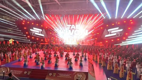CHÚC MỪNG THÀNH TÍCH ẤN TƯỢNG CỦA THẦY VÀ TRÒ TIỂU HỌC BÃI CHÁY TỪ GIẢI ĐẤU TAEKWONDO CẢNH SÁT CHÂU Á MỞ RỘNG 2024