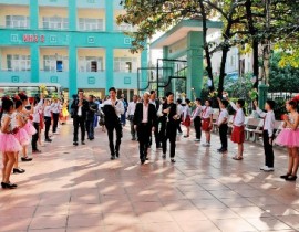 Đoàn công tác Bộ giáo dục, Thanh niên, Thể thao Camphuchia đến thăm trường